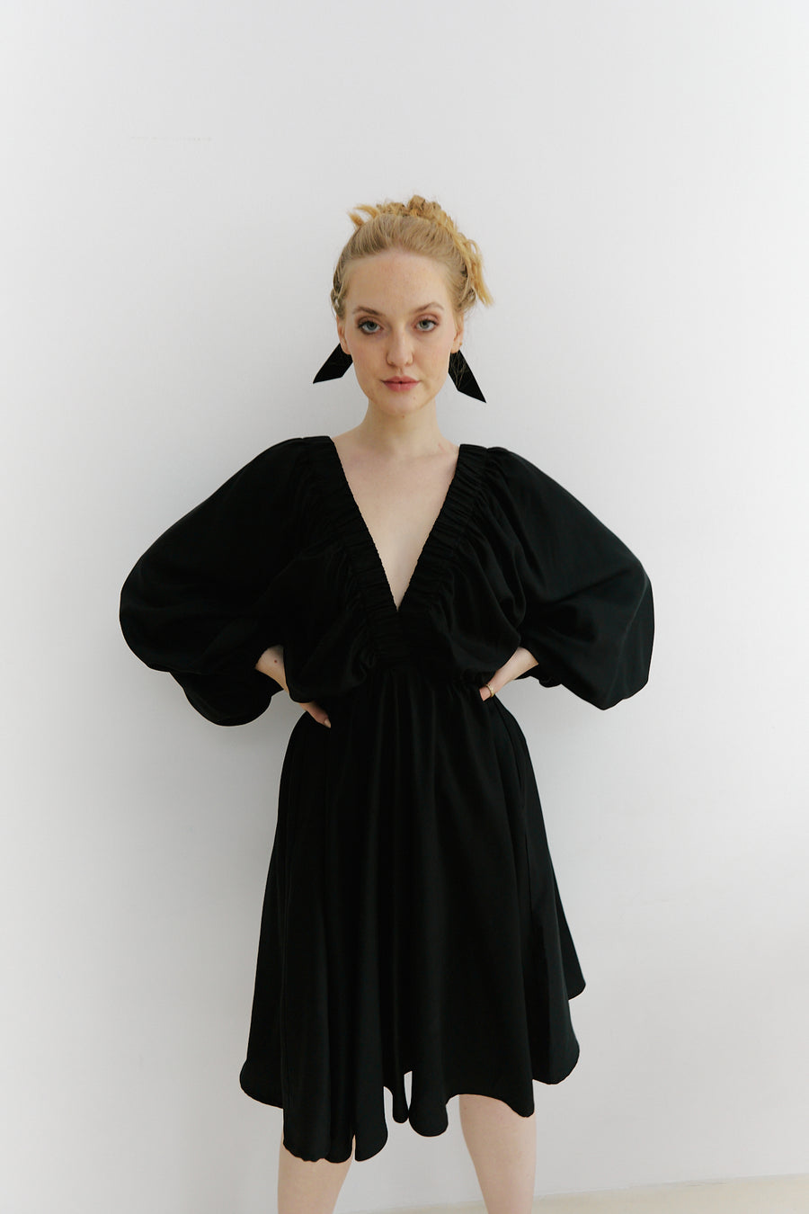 Meij-Luz Dress (black), elastic waist