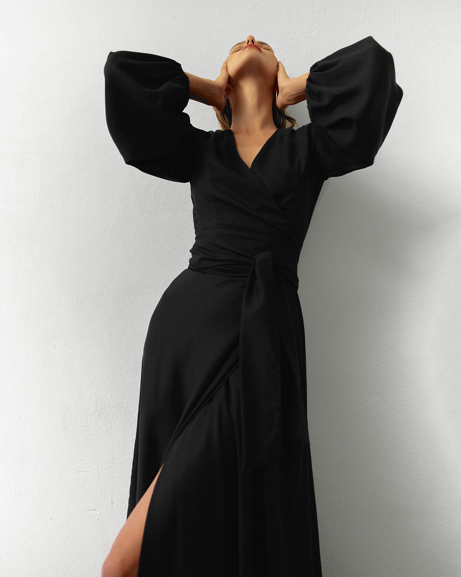Meij-Katja Wrap Blouse (black), puffy sleeves