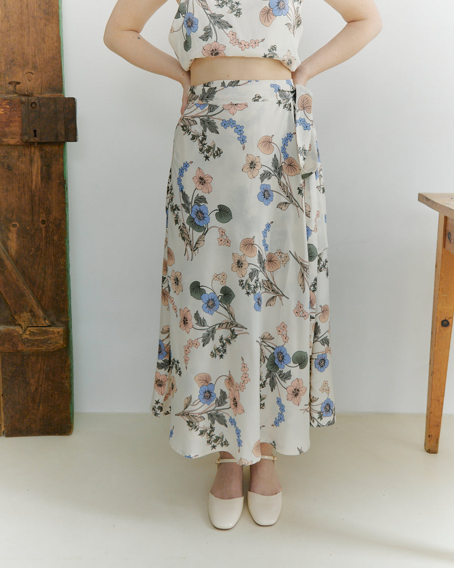 Meij-Nina Wrap Skirt (flowery-beige), midi length skirt, wedding look