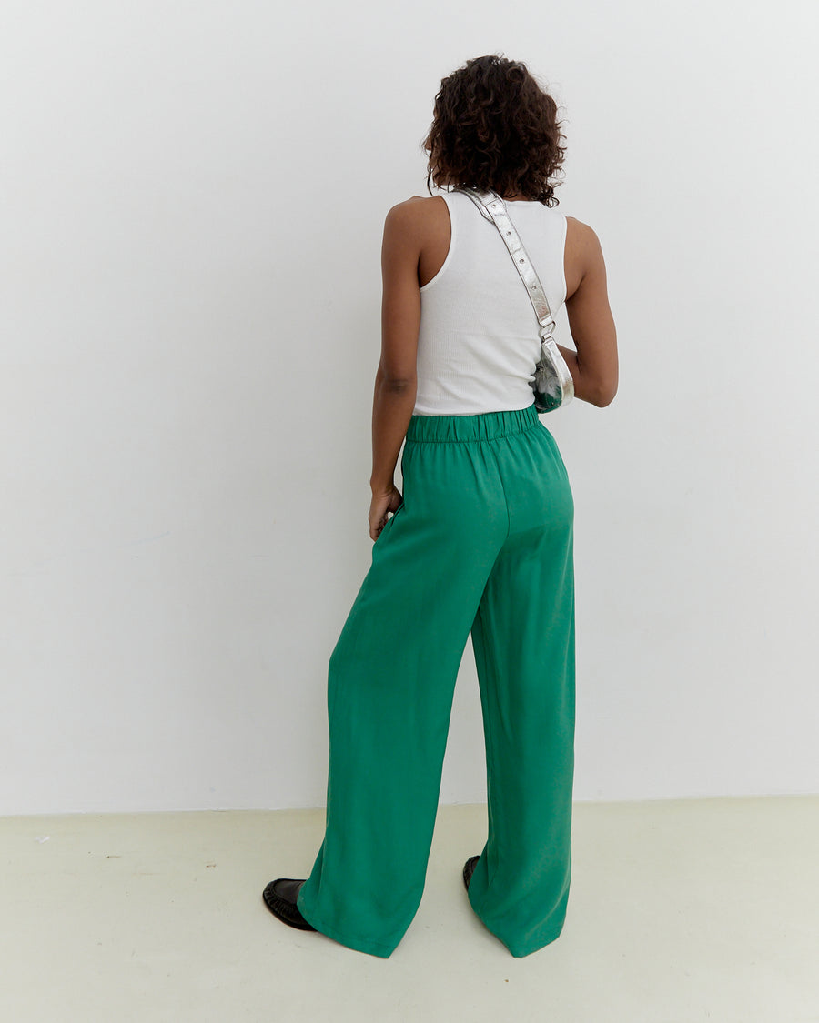 Meij-Karizza Pants (green), elastic waist, straight cut