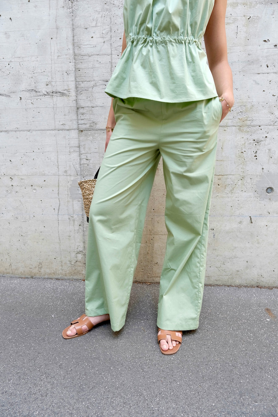 Karizza Straight Pants Pistachio Cotton