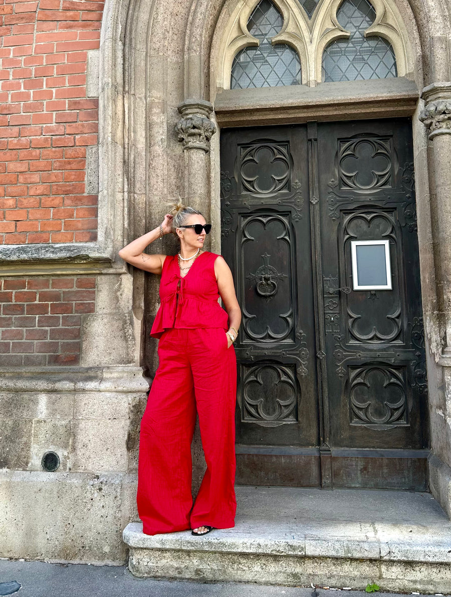 Set Odette Vest and Karizza Straight Pants Red Linen