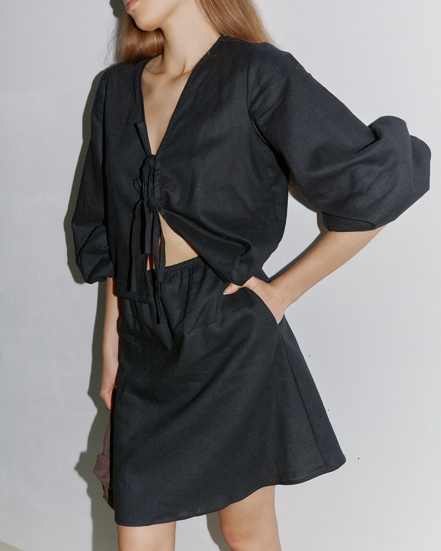 Mar Blouse Puffy Sleeves Black Linen