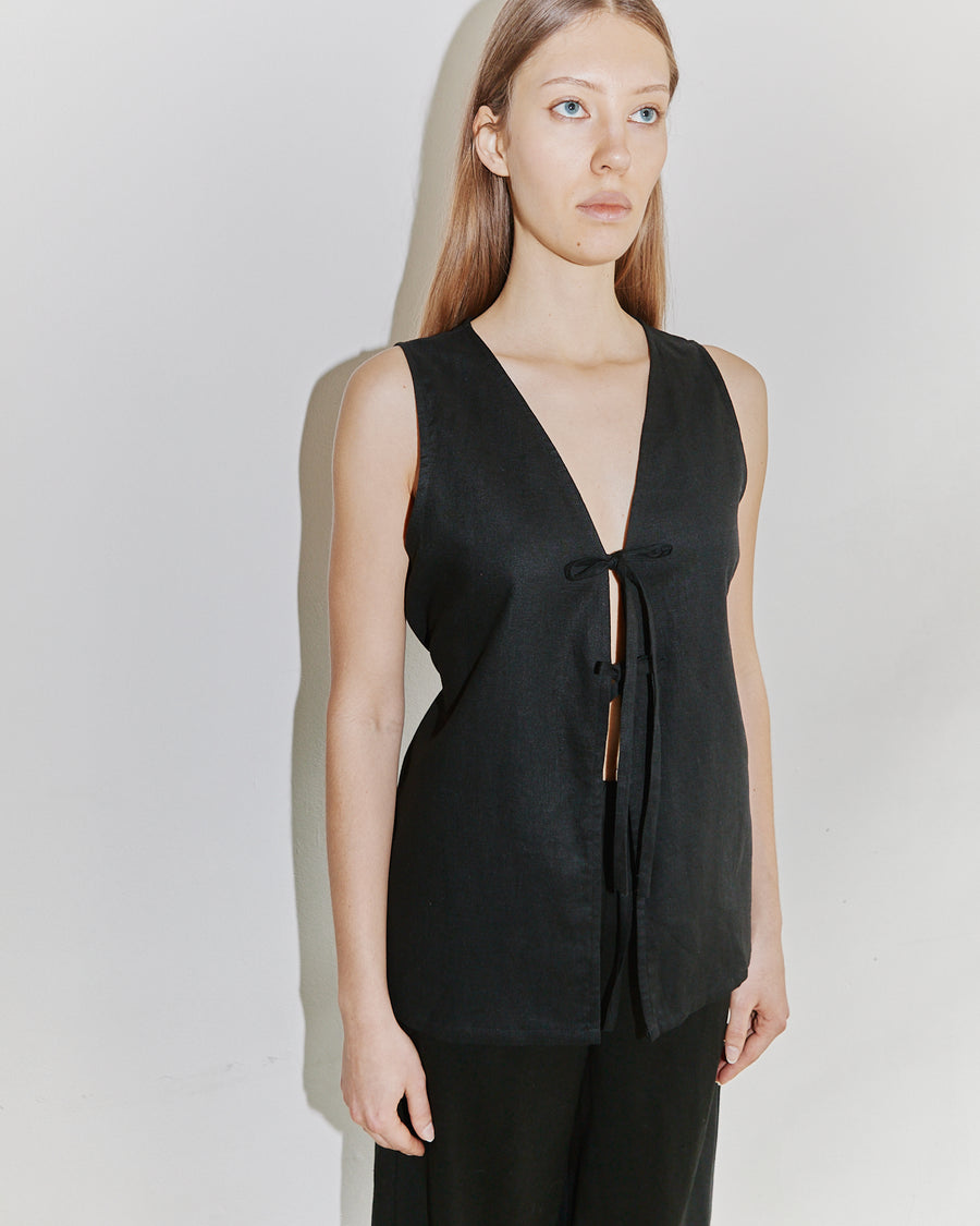 Odette Vest Black Linen