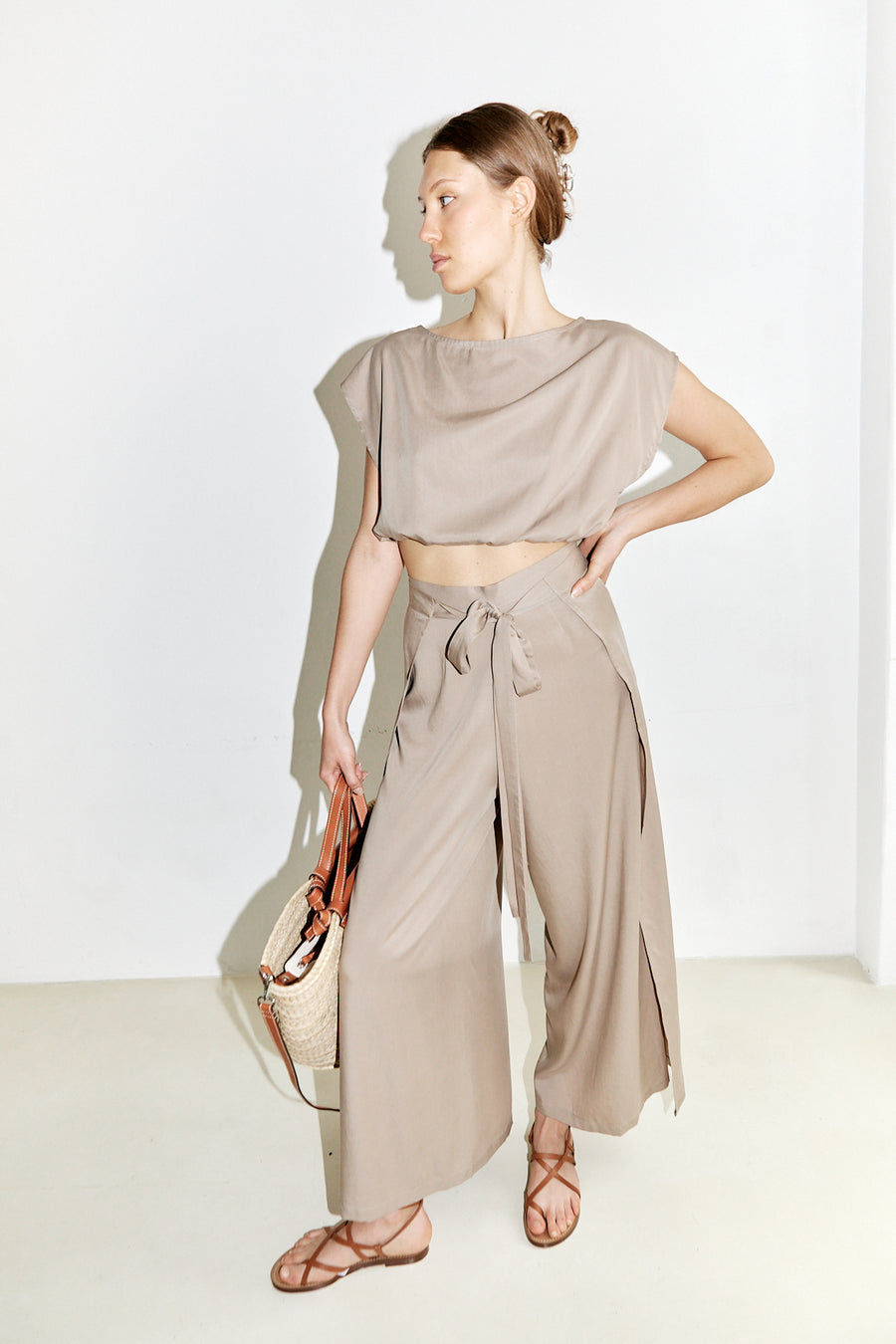 Adina Short Sleeve Crop Top Taupe